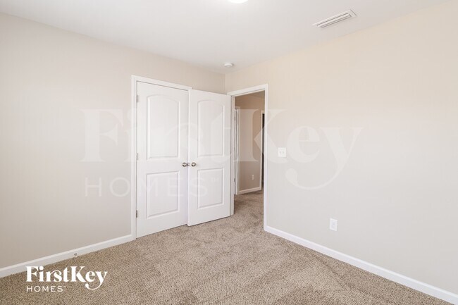 Building Photo - 5112 Shorthorn Way