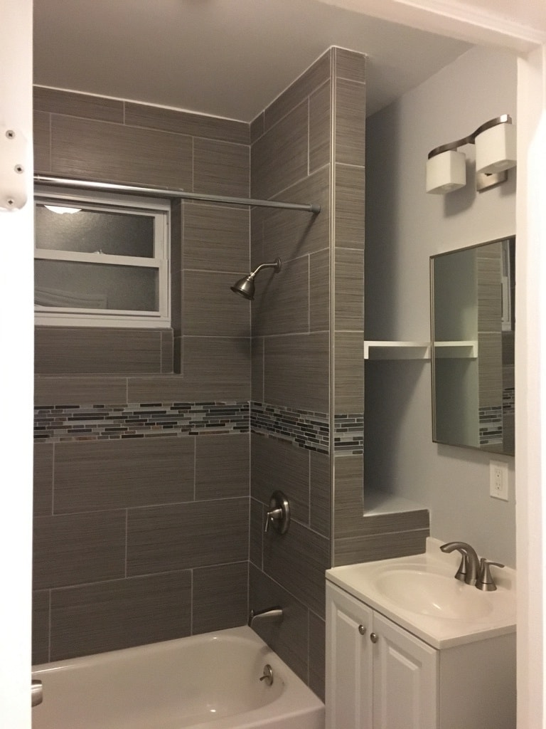 Building Photo - 4622 S Troy St