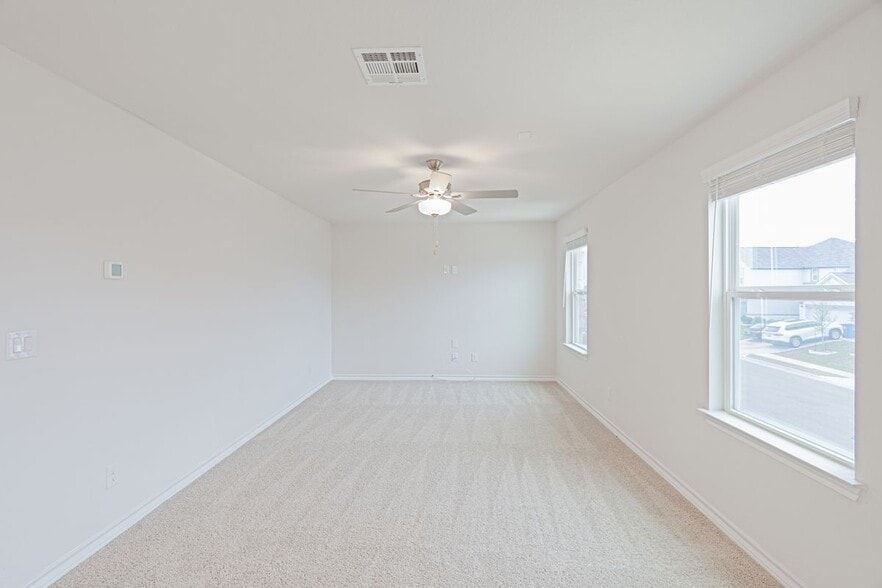 Building Photo - 172 Breccia Trl