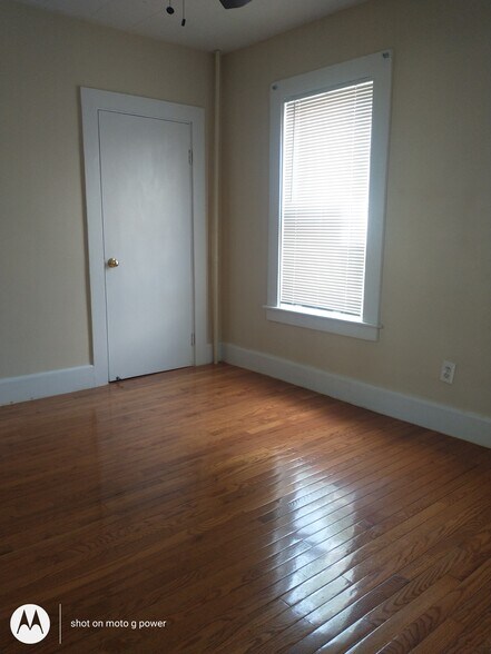 Building Photo - 85 Lynnfield St