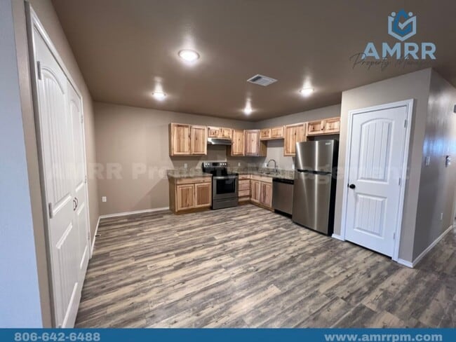 Building Photo - New Beginnings Start at AMRR: 3 Bedroom down the street from Terra Vista Middle School!
