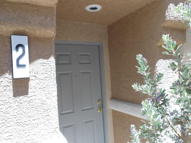 Building Photo - 3516 Hazelnut Pine Pl