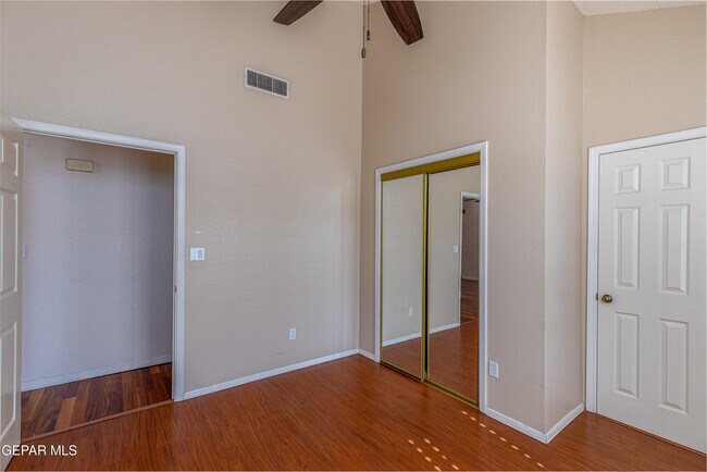 Building Photo - 4628 King Arthur Ct