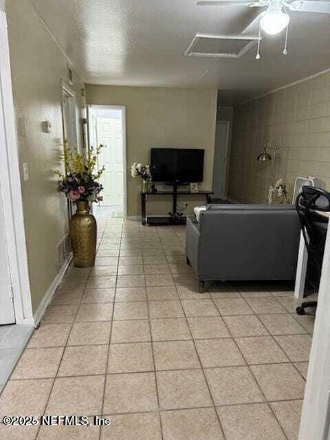 Building Photo - 6916 Old Kings Rd S