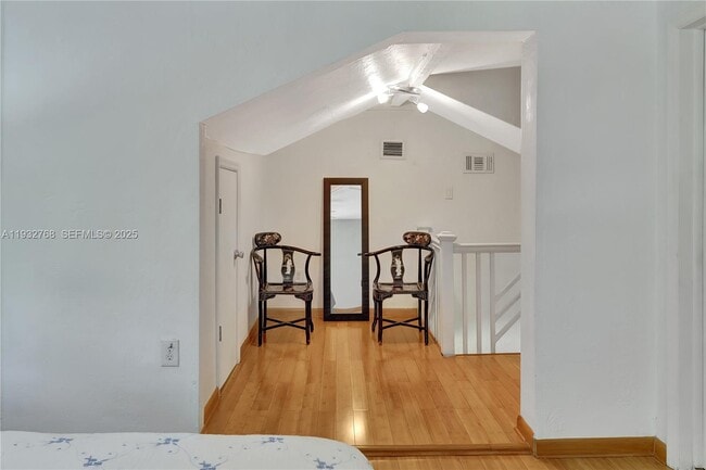 Building Photo - 3375 SW 29th Terrace