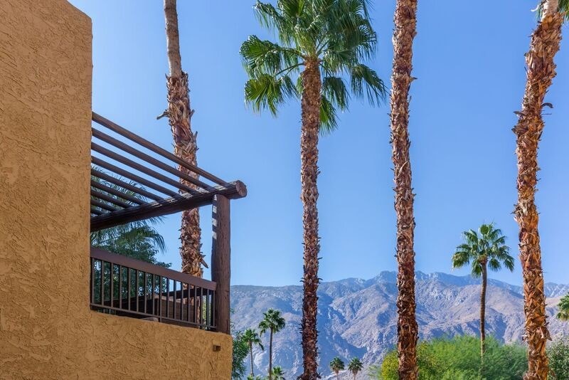 Building Photo - Palos Verdes Villas