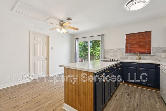 Building Photo - 5700 Boutall St