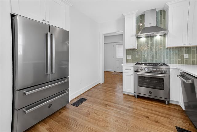 Building Photo - 2560 Rogers Ave