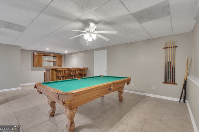 Building Photo - 135 Handshaker Ct