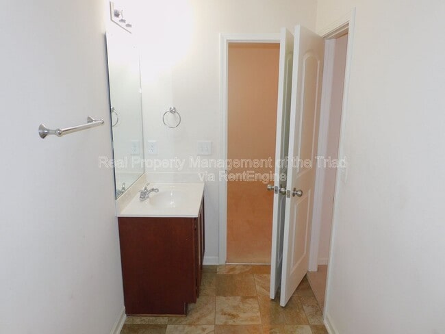 Building Photo - 301 Hidden Timber Ln