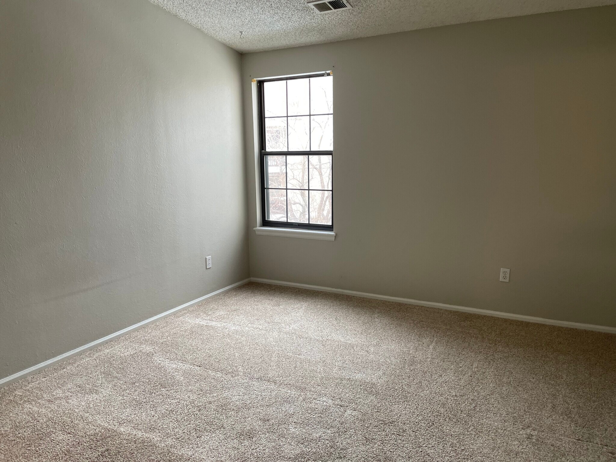 Building Photo - 5301 W 76th Ave