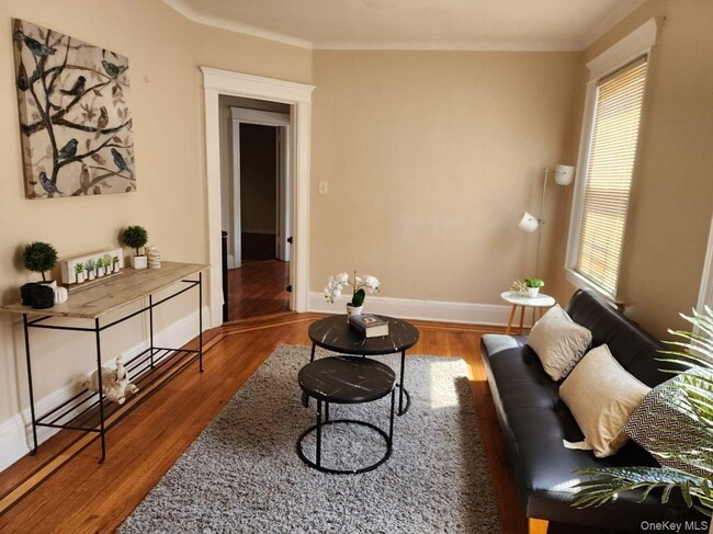 Building Photo - 832 Calhoun Ave