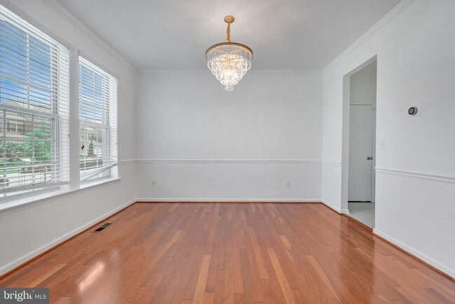 Building Photo - 8008 Hubble Dr