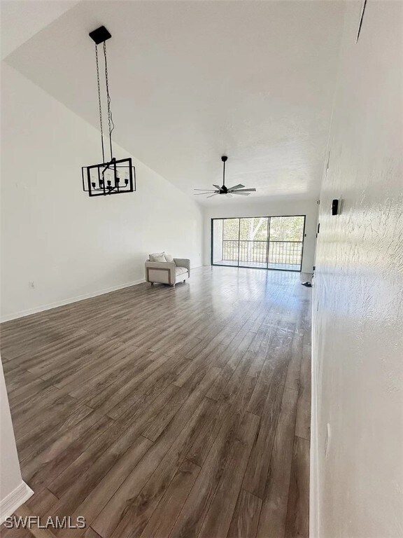 Building Photo - 1211 Commonwealth Cir