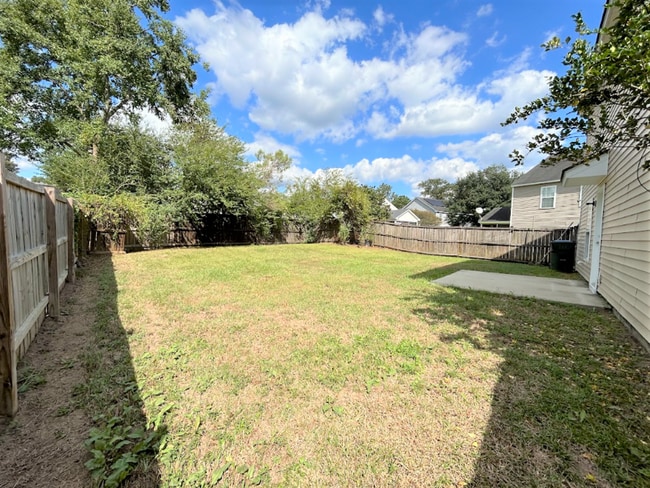 Building Photo - 109 Kensel Ct