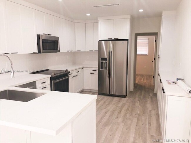 Building Photo - 7340 SW 105th Terrace