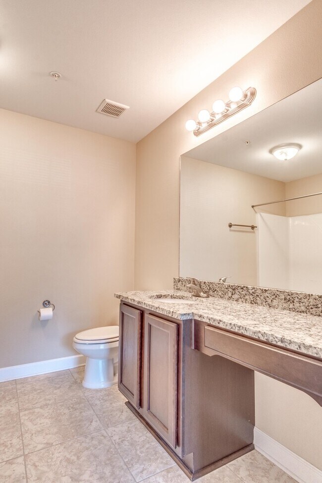 Building Photo - The Residences at Cypress Preserve Luxury 2B/2B Apartment in FWB in Pristine Nature Setting! ** 1...