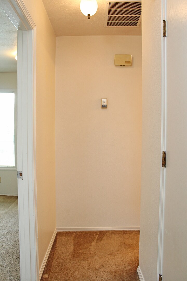 Building Photo - 3805-3805 SE Cesar Estrada Chavez Blvd