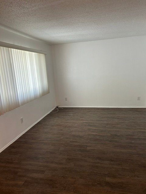 Building Photo - 855 Buena Vista St