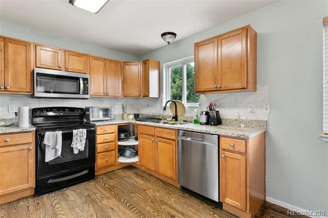 Building Photo - 2510 Brenton Dr