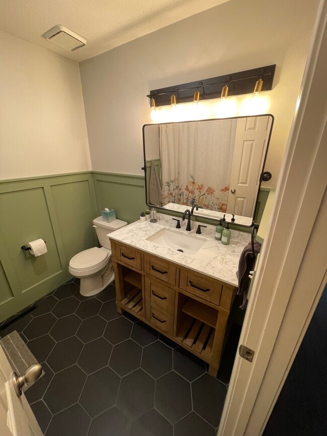 Building Photo - 7604 NW 76 Way