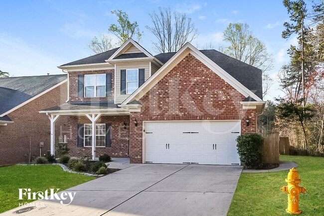 Building Photo - 649 Woodlake Park Dr