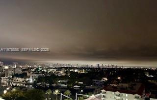 Building Photo - 2625 Collins Ave