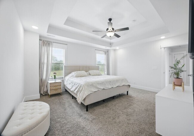 Building Photo - COMING SOON -Newer home in Sterling Acre Farms Waiting to be Called home Today!