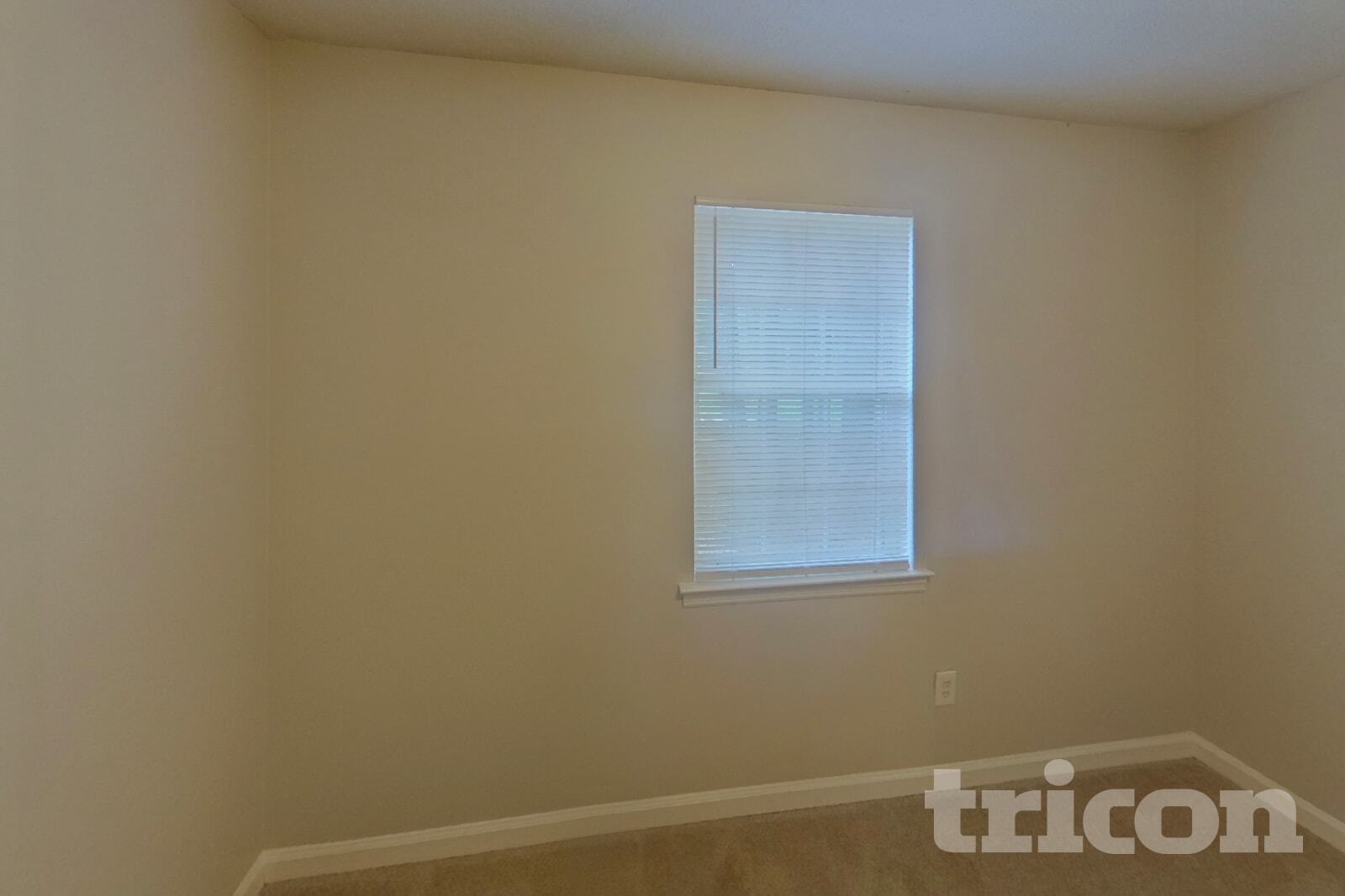 Building Photo - 511 Horseshoe Cir