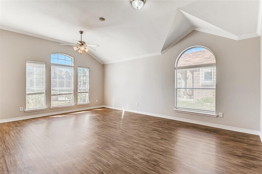 Building Photo - 4312 Summersweet Ln