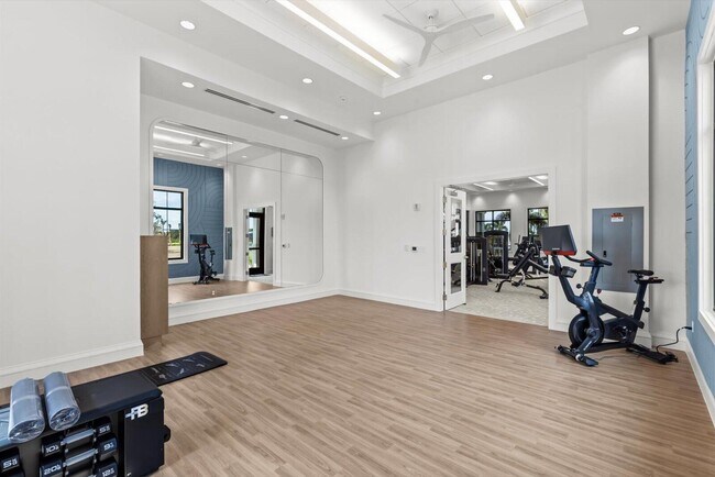 Building Photo - 10264 Field Flower Trl