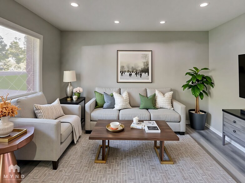 Building Photo - 5906 Pineglen Ct