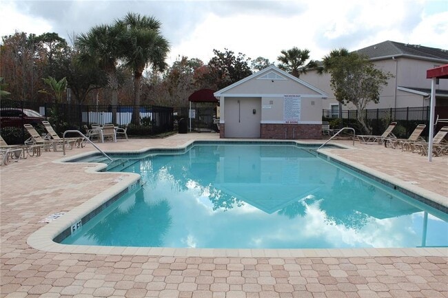 Building Photo - 16320 Swan View Cir