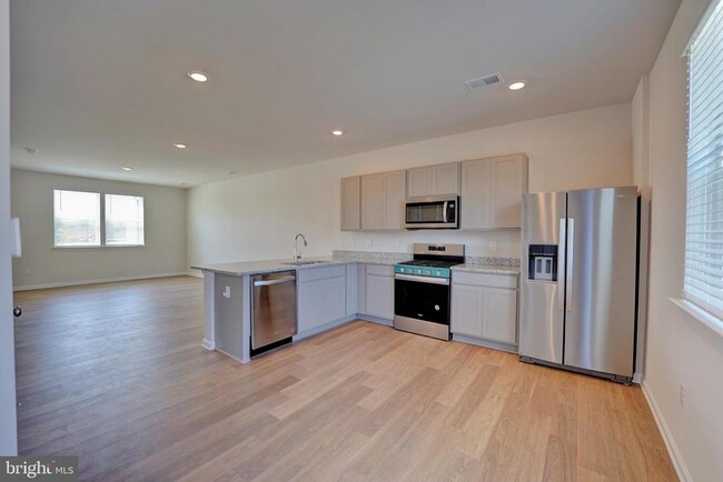 Building Photo - 103 Ridgley Blvd