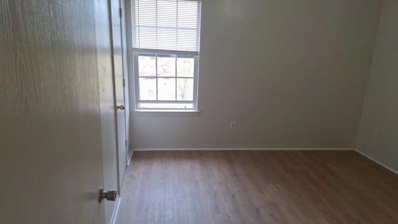 Building Photo - 3702 Malibu Ln