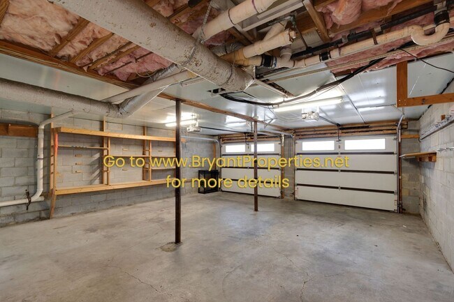 Building Photo - Nashville - 3 Bedroom, 2 Baths, 37217 Area