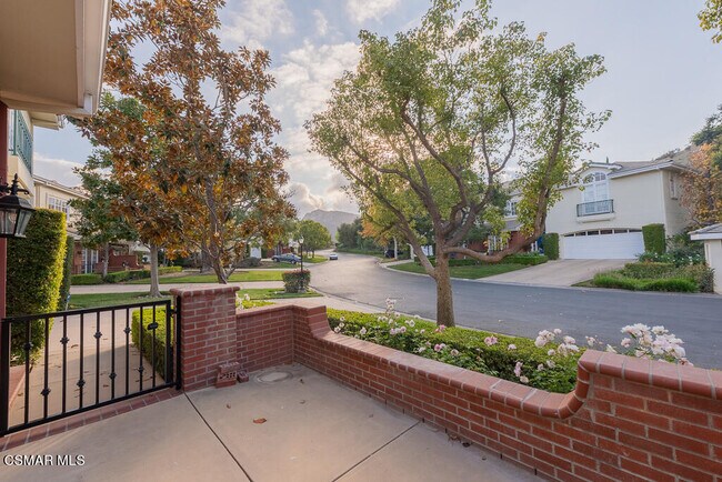 Building Photo - 2390 Crombie Ct