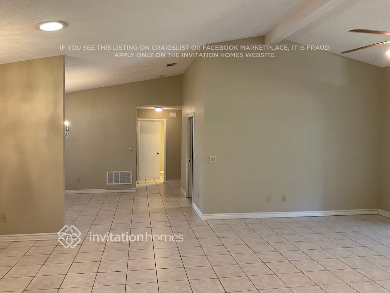 Building Photo - 2814 Luce Dr N