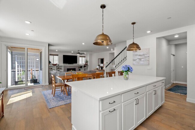 Building Photo - 1428 Baker Hts Lp
