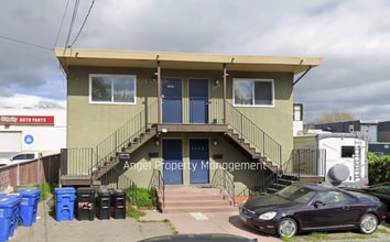 Building Photo - 3422 Carlson Blvd