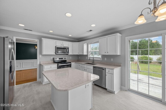 Building Photo - 2907 Judge Manly Dr