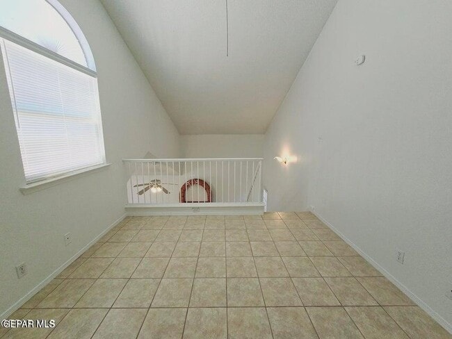 Building Photo - 7219 Oval Rock Dr