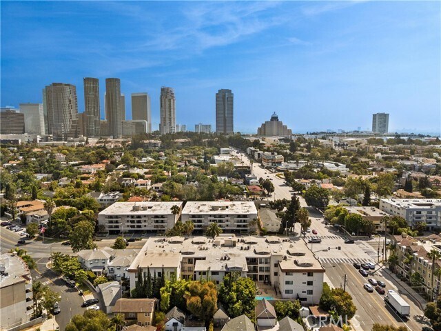 Building Photo - 2175 S Beverly Glen Blvd