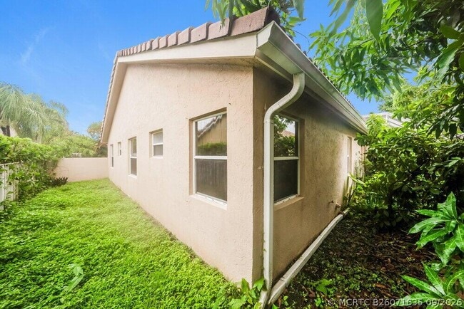 Building Photo - 11034 Harbour Springs Cir