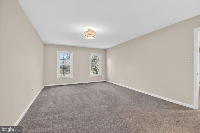 Building Photo - 1302 Clayborne House Ct