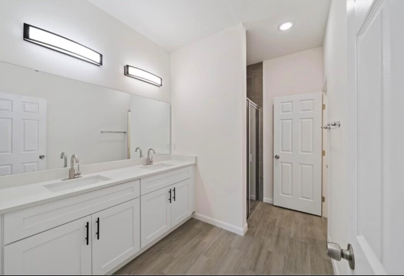 Building Photo - 1686 SW 168th Loop