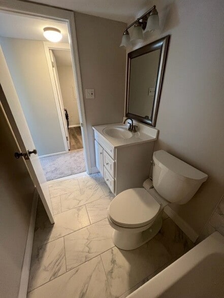 Hall Bath - 1777 N Dove Rd