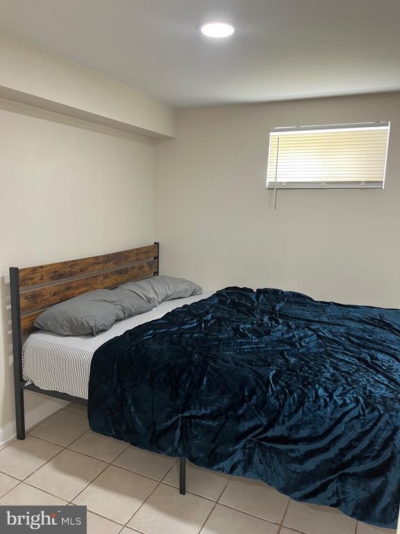 Building Photo - 1422 E St