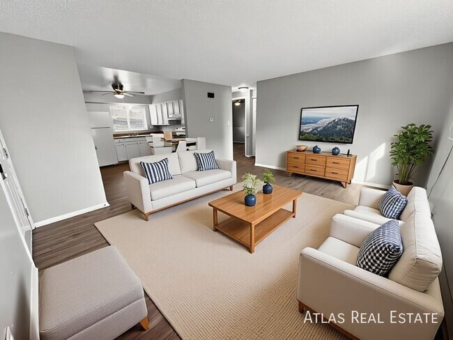 Building Photo - 2116 Friendship Pl