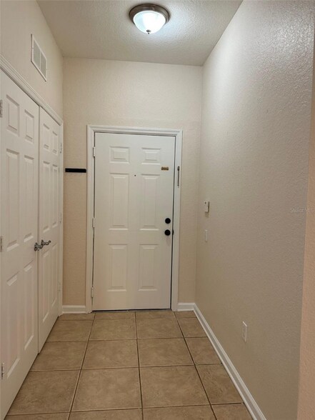 Building Photo - 6466 Cava Alta Dr